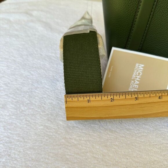 Michael Kors Amazon Green Hadleigh Small Double Handle Tote Messenger Bag - Picture 9 of 16
